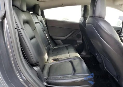 2021 Tesla Model Y из США, поврежденный, VIN 5YJYGAEE7MF172798